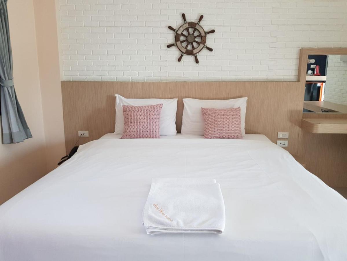 Elite Residence Phitsanulok Sha Exterior photo